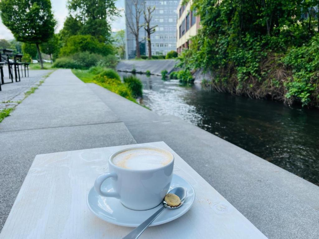 Speyerbach - Modernes Apartment Nahe Neustadter Innenstadt Neustadt an der Weinstraße Exterior foto